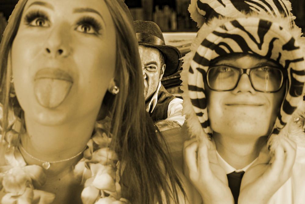 Mr & Mrs Davis | View more photos from the event at gallery.myphotoboothexperience.co.uk/u/MyPhotoBoothExperienceLtd/Mr-Mrs-Davis